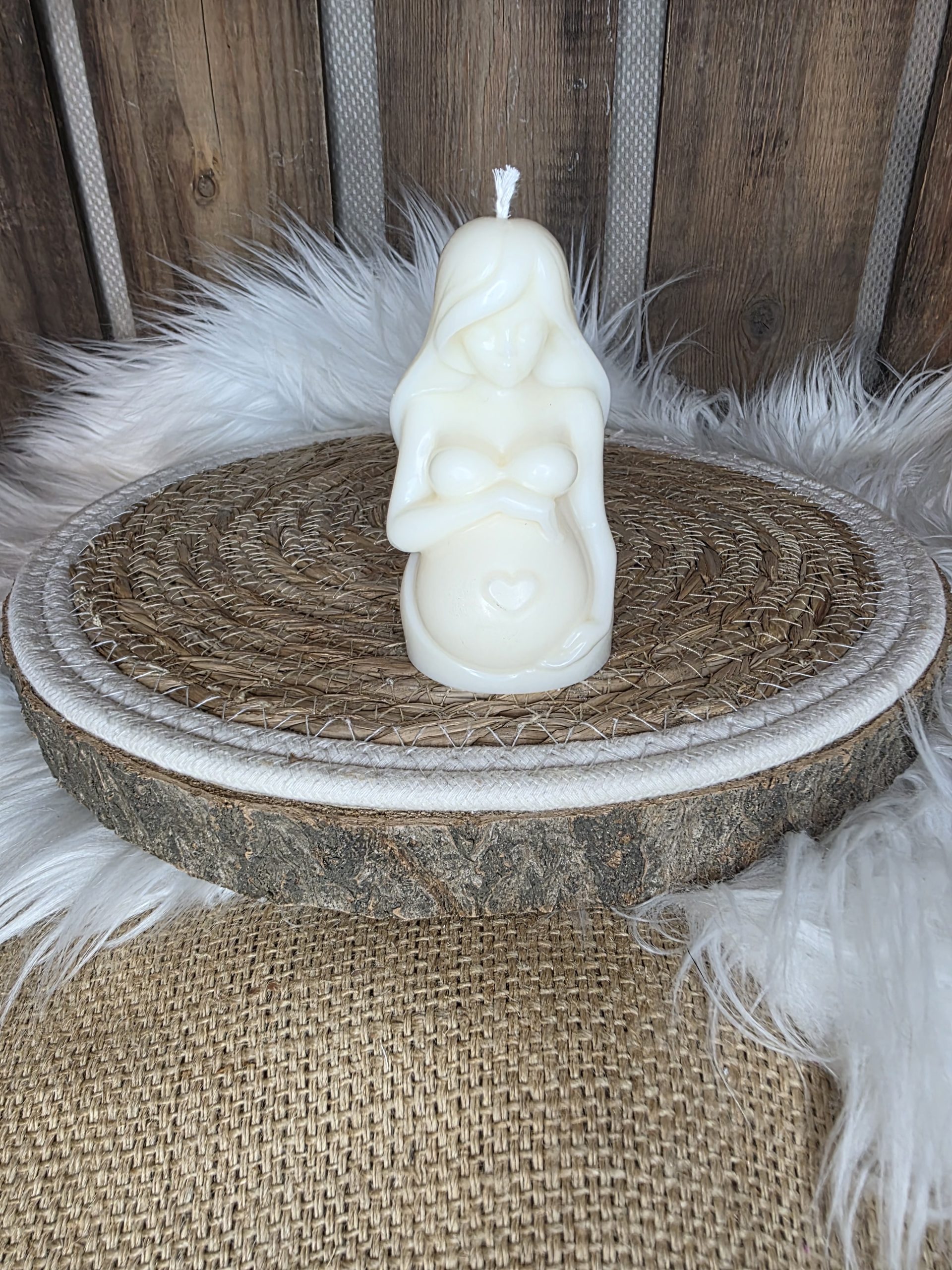 bougie moulée femme enceinte